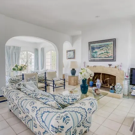 Magnificent Luxury Flat With Terrace In Tatil Evi