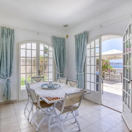 Magnificent Luxury Flat With Terrace In *